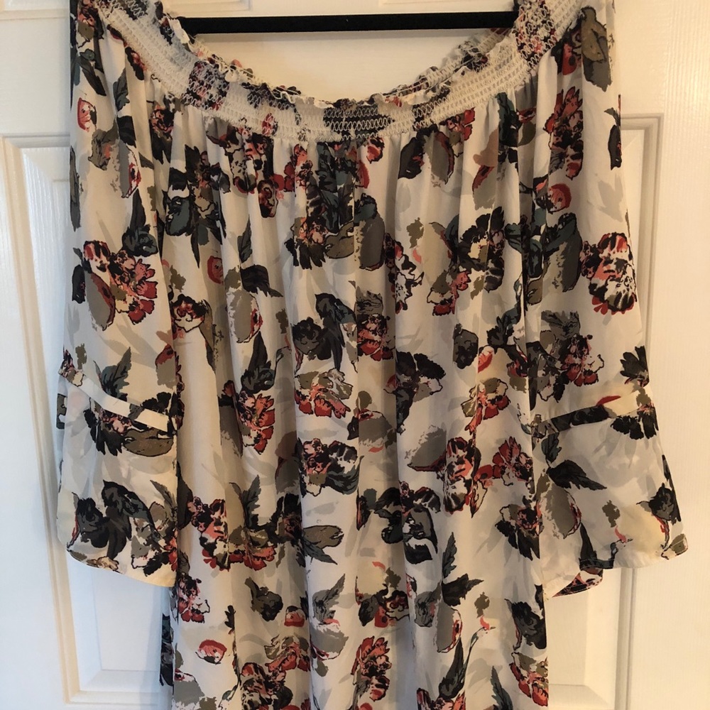 Rose & Olive off the shoulders top plus size 3x